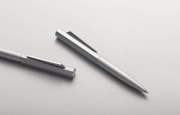Twist Metal Pen - Image 3