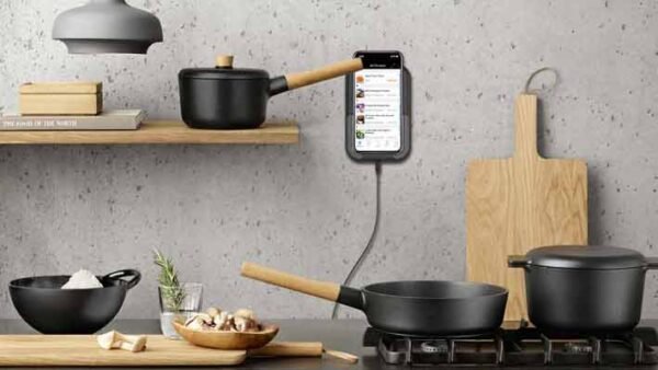 Giftology Wall Wireless Charger - Image 5