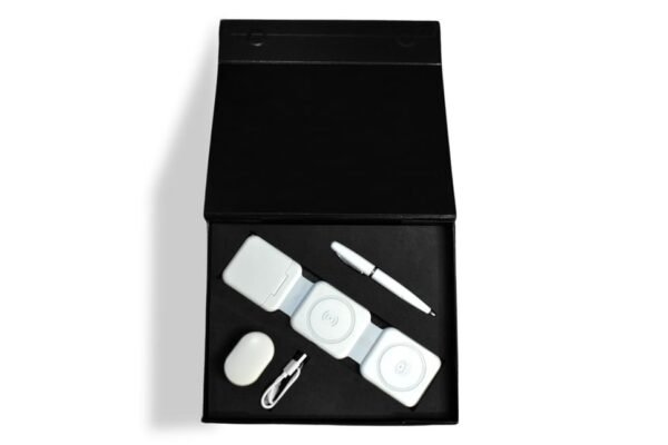 Multi-Connectivity Gift Set - Image 5