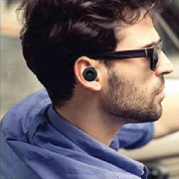 @memorii Car Charger With Bluetooth Earbud - Image 4