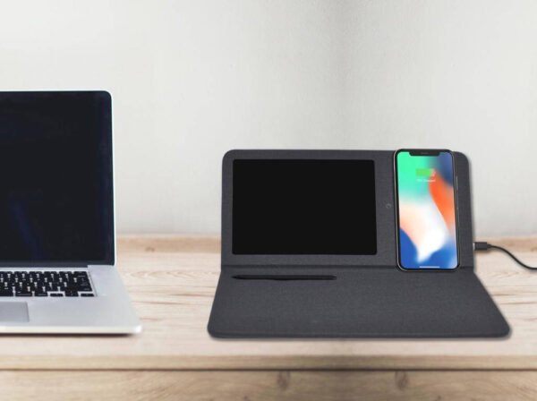 @memorii 10W Wireless Charger & Writeable Mouse Pad - Image 2