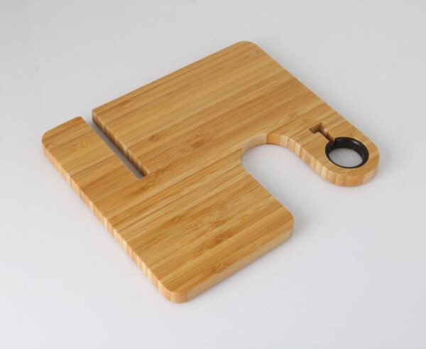 Eco-Neutral 3-in-1 Bamboo 10W Simultaneous Charging Station - Image 4