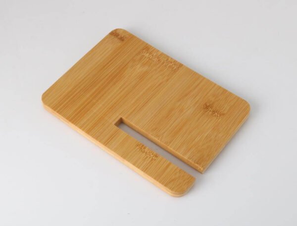 Eco-Neutral 3-in-1 Bamboo 10W Simultaneous Charging Station - Image 5