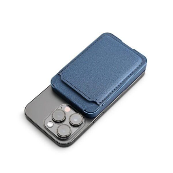 MAG POWER WALLET – 10W MagSafe Power Bank & Card Holder - Image 2