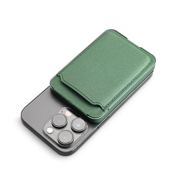 MAG POWER WALLET – 10W MagSafe Power Bank & Card Holder - Image 3